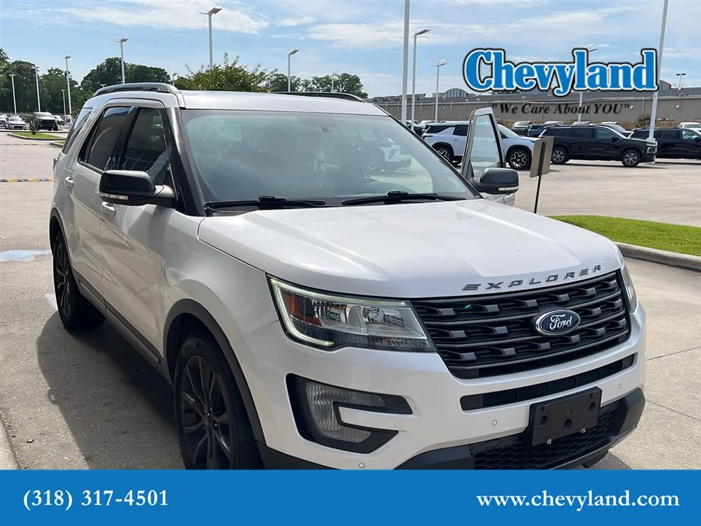 2017 Ford Explorer XLT FWD's photo