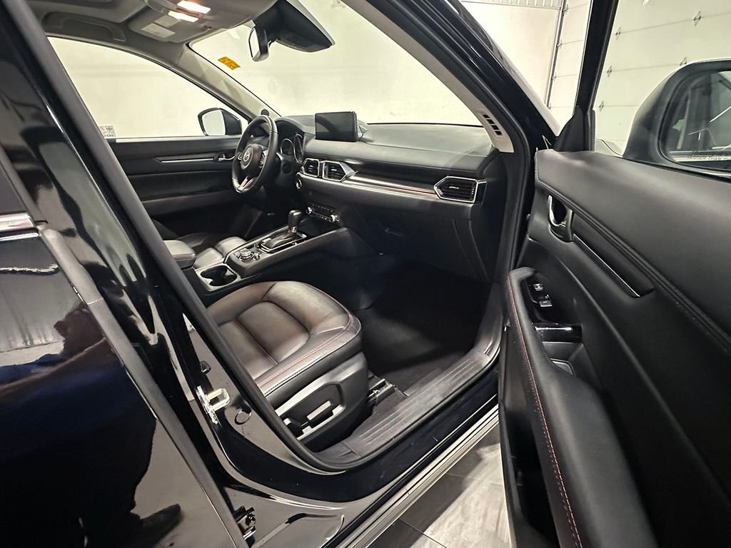 Used 2025 Black Mazda 2.5 S Carbon Edition image 25