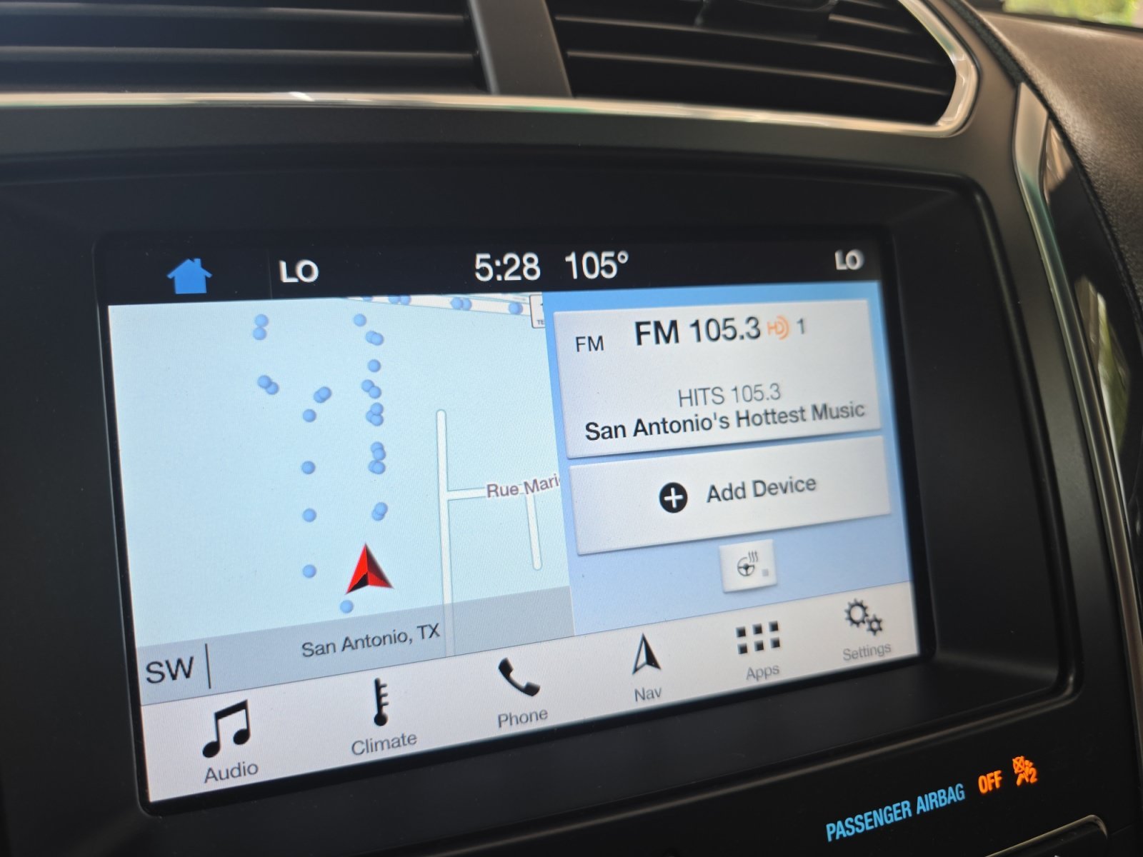 Used 2017 White Gold Metallic Ford Limited image 11