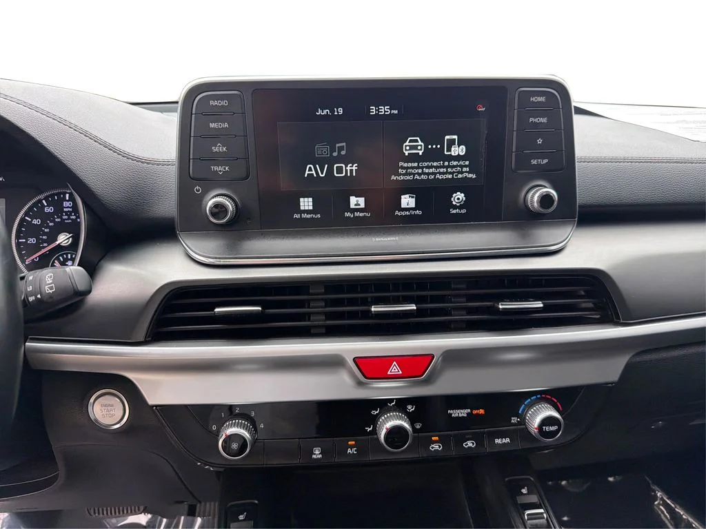 Used 2021 Everlasting Silver Kia S image 14