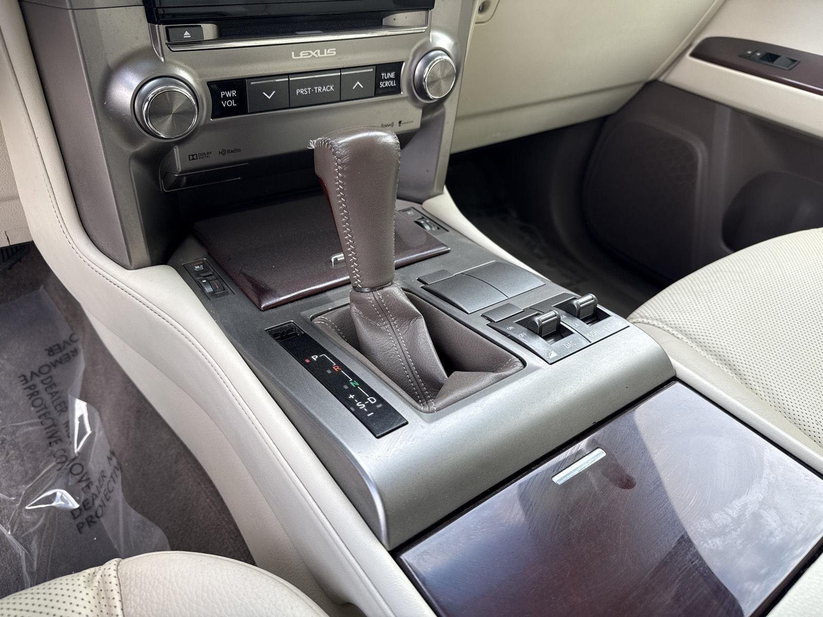 Used 2018 Starfire Pearl Lexus GX 460 Premium image 23