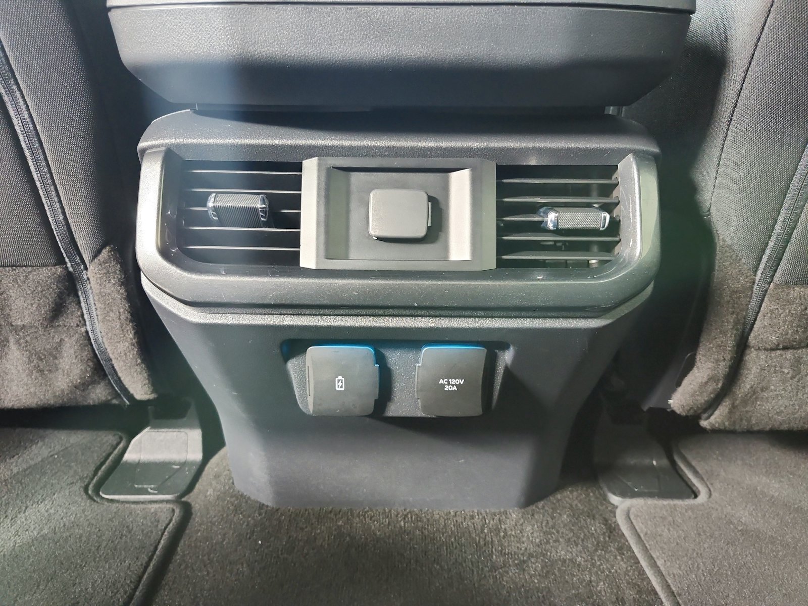2022 Ford F-150 XLT - Photo 35