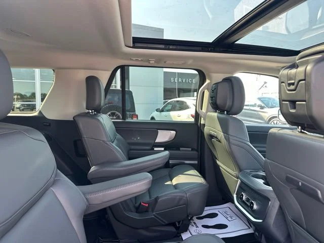 New 2027 Nocturnal Blue Metallic Ford Active image 15