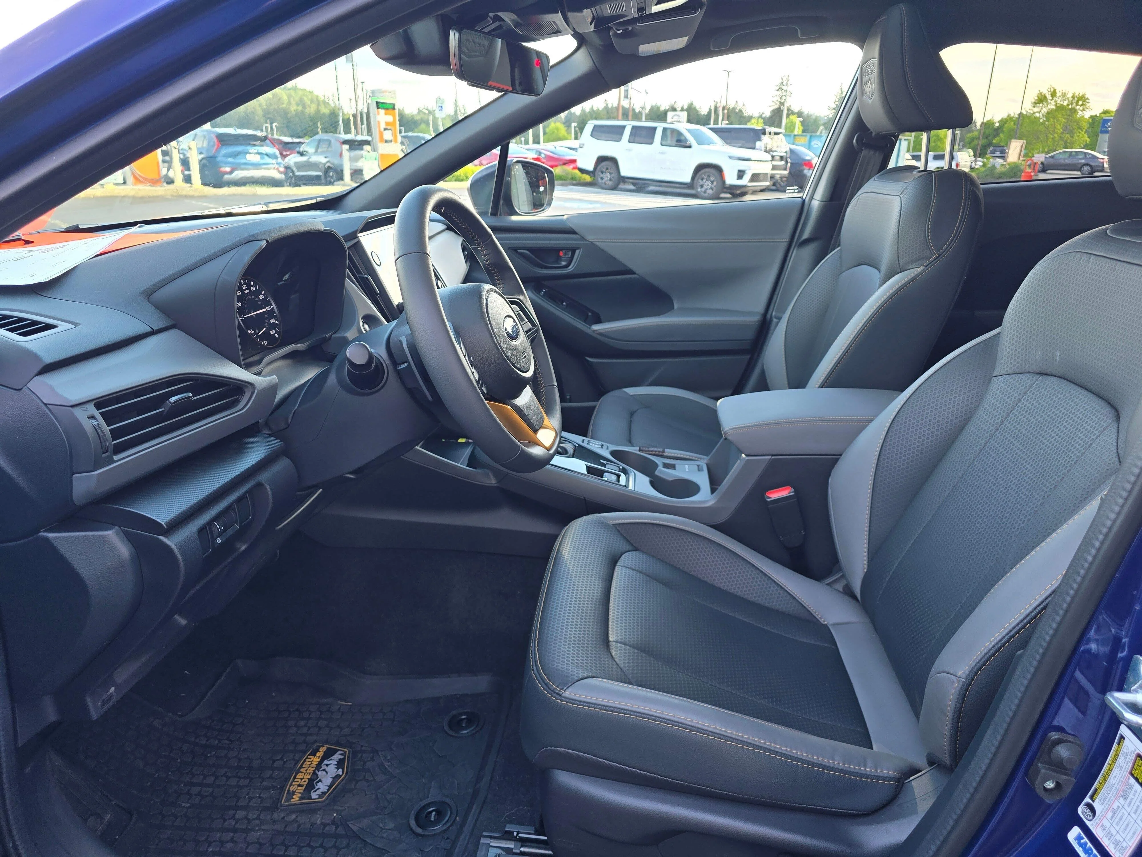 Used 2025 Sapphire Blue Pearl Subaru Wilderness image 8