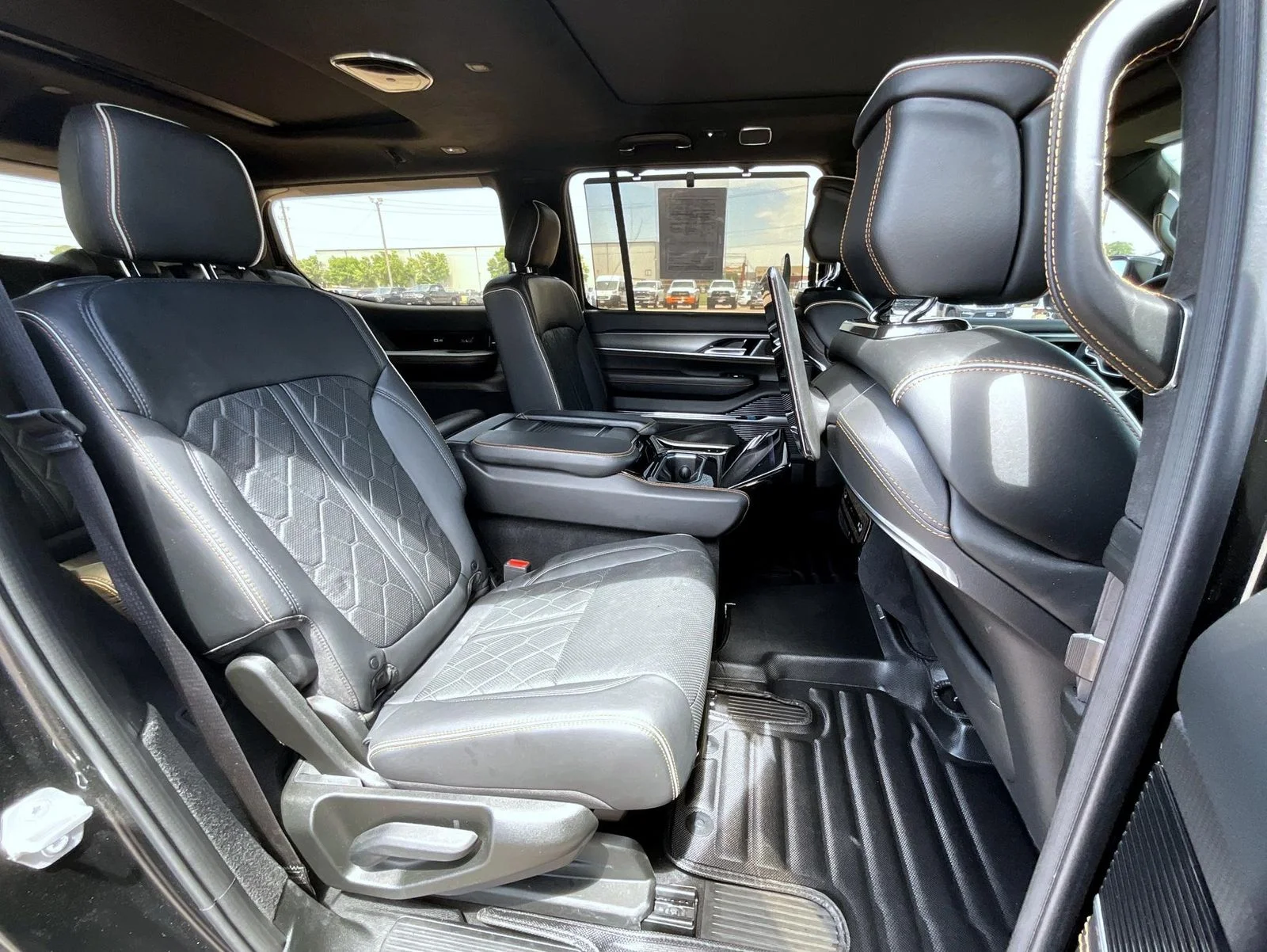 Certified Used 2023 Black Jeep Series III image 18