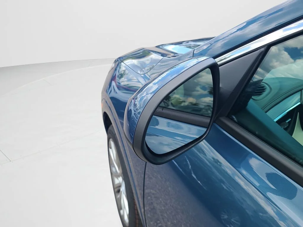 New 2026 Ocean Blue Metallic Buick Avenir image 25