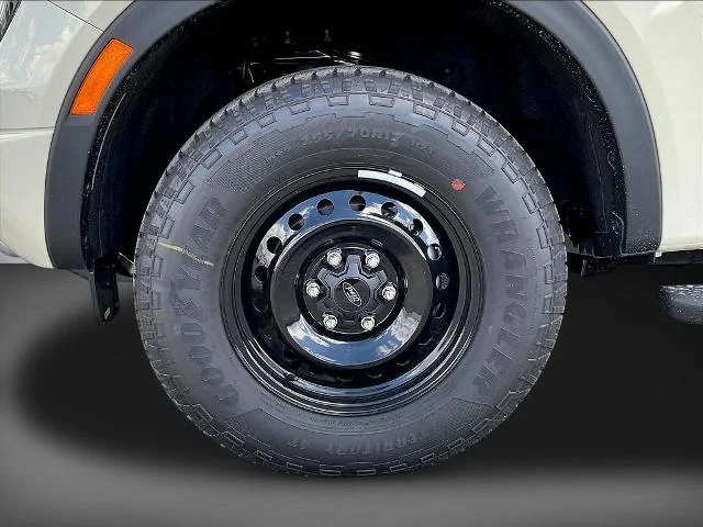 New 2026 Desert Sand Ford XL image 47