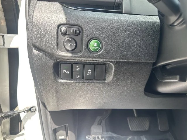 Used 2021  Honda Elite image 28
