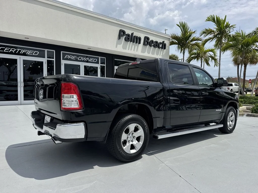 Used 2023 Diamond Black Ram Big Horn/Lone Star image 24