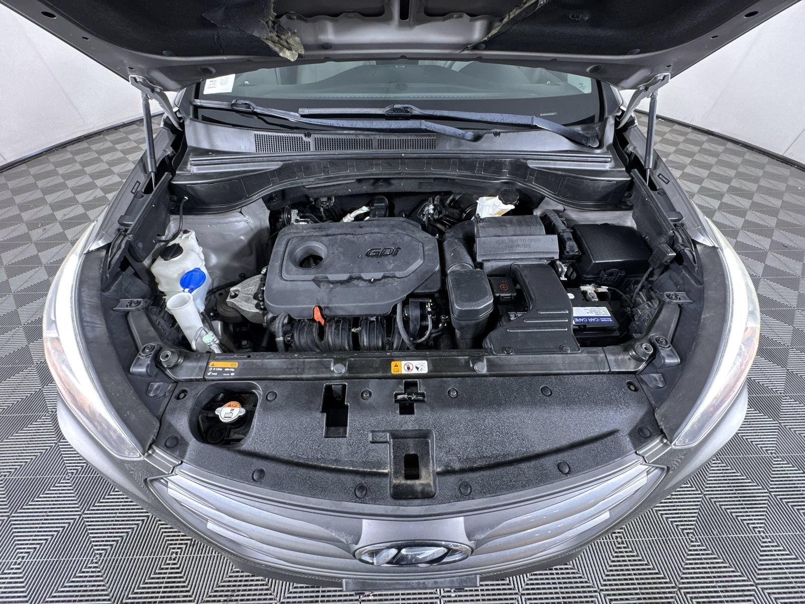 Used 2017 Mineral Gray Hyundai 2.4L image 26