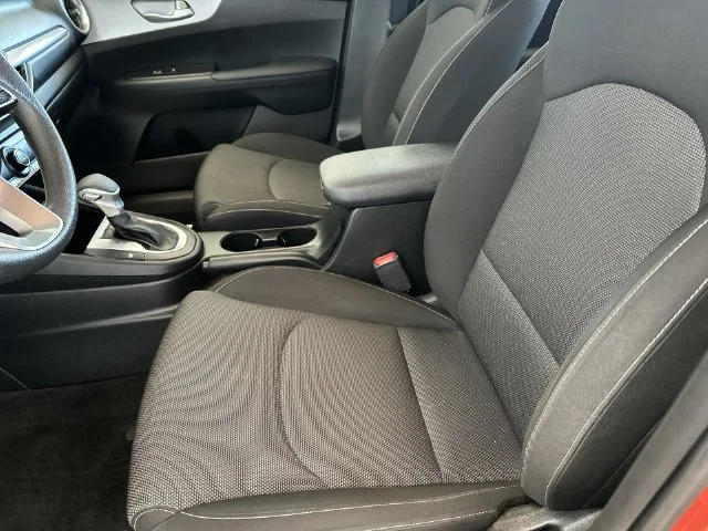 Used 2023 Red Kia LXS image 22