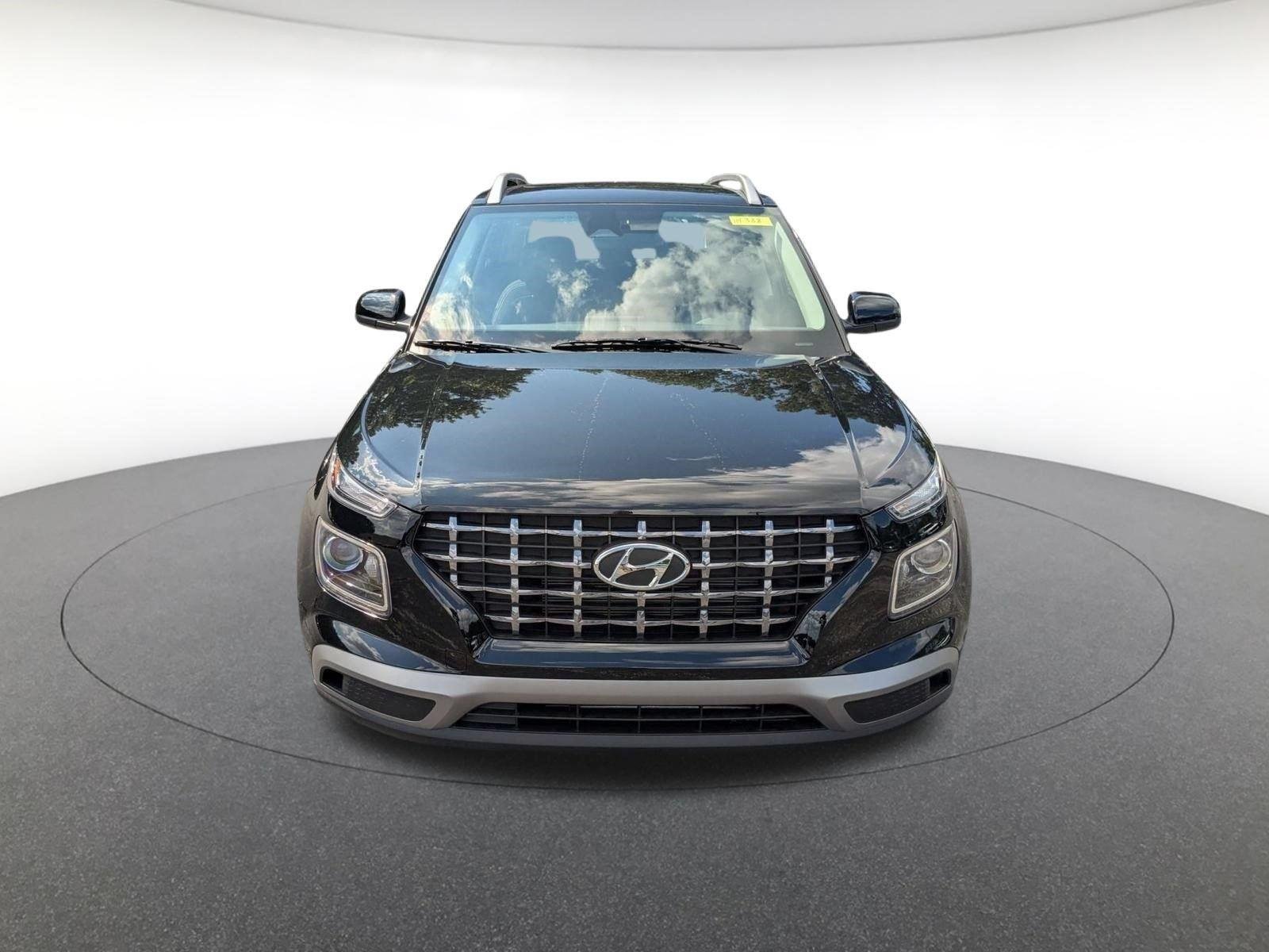 New 2026 Onyx Black Hyundai SEL image 9