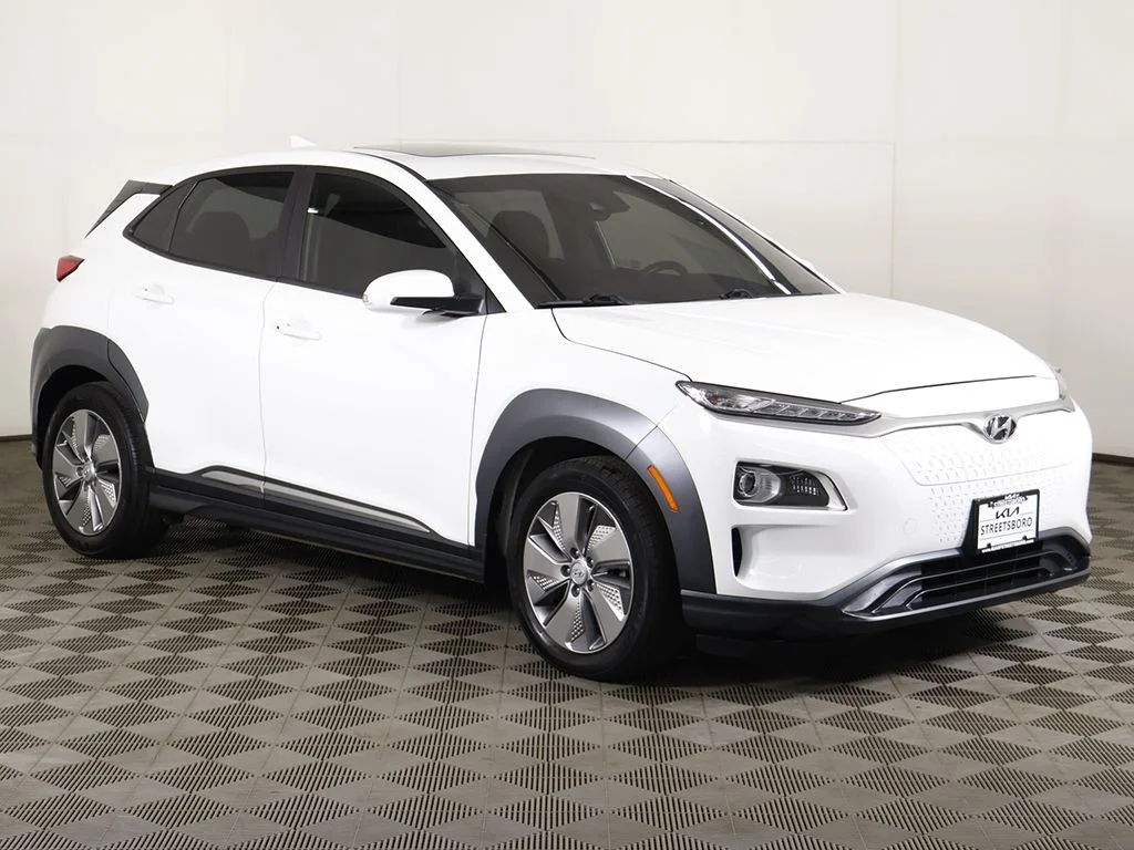 Used 2021 Hyundai Kona EV Limited with VIN KM8K33AG9MU131435 for sale in Streetsboro, OH