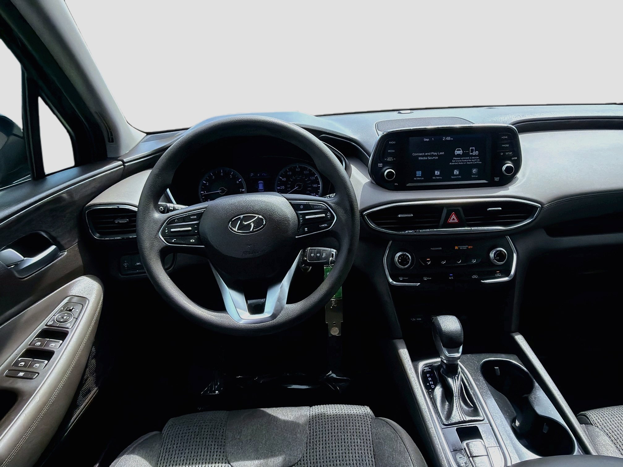 Used 2020 Twilight Black Hyundai SE image 18
