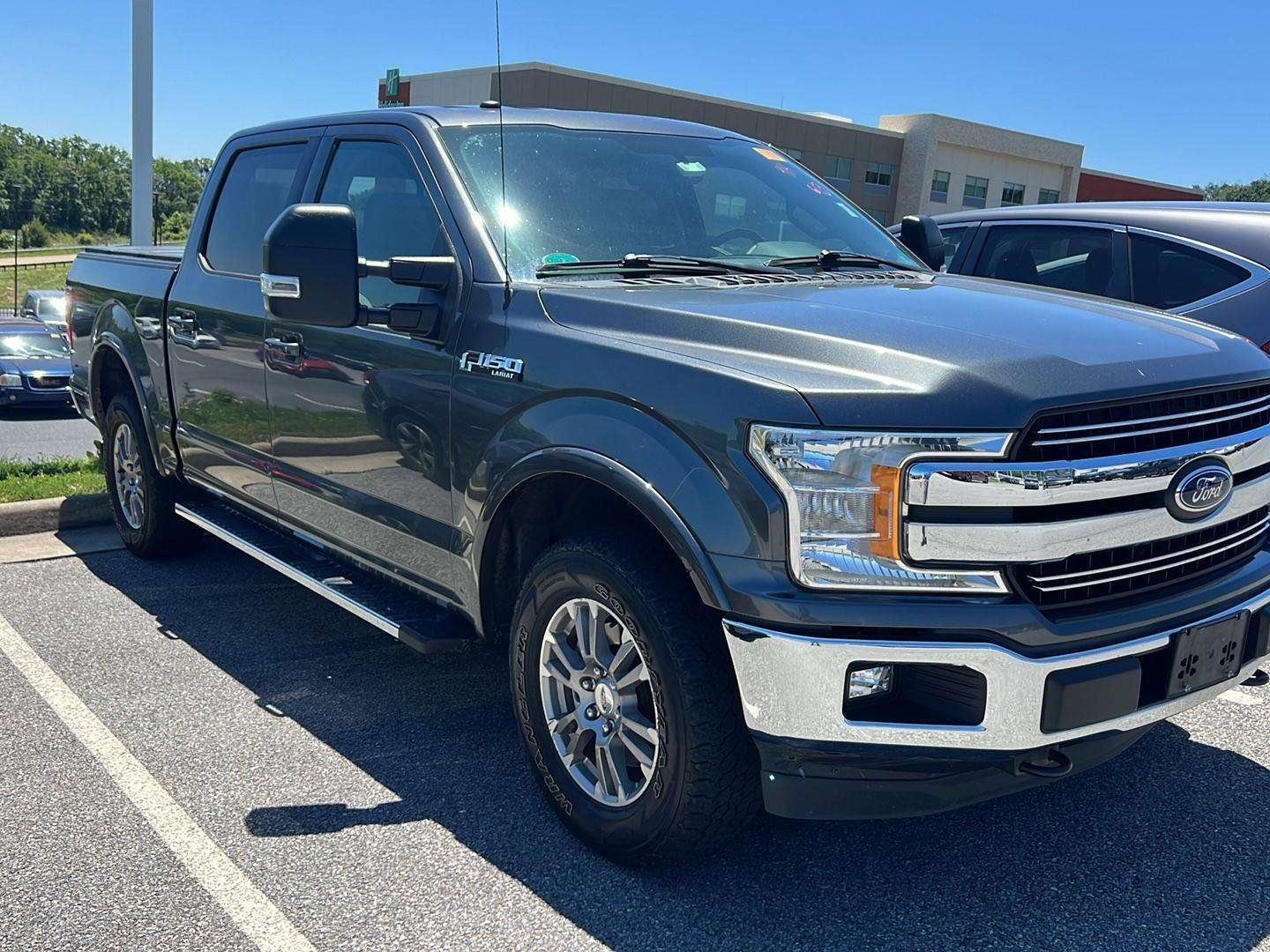 Used 2018 Magnetic Ford LARIAT image 5