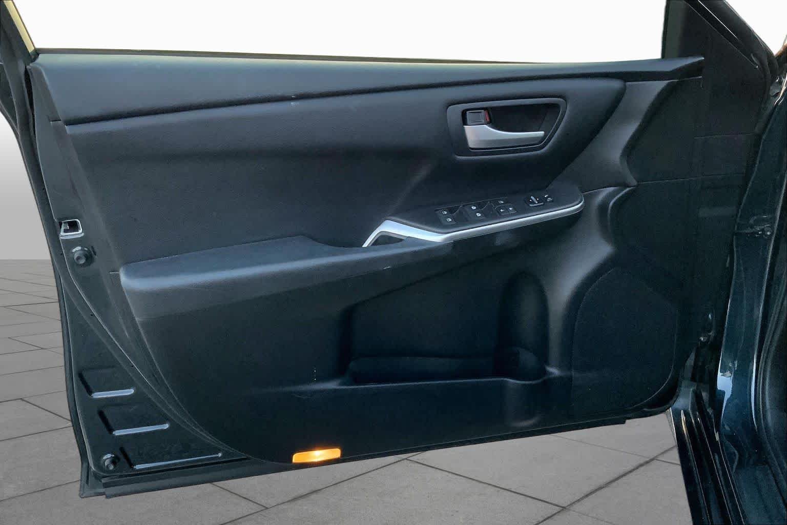 Used 2017 Cosmic Gray Mica Toyota SE image 21