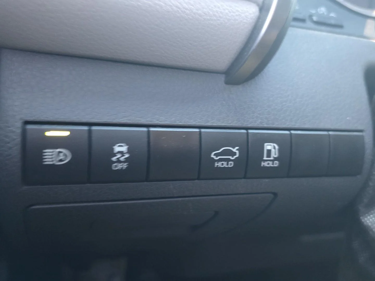 Used 2024 Ice Cap Toyota LE image 9