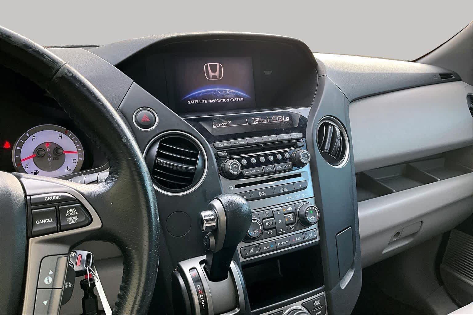 Pre-Owned 2013 Honda Pilot Touring