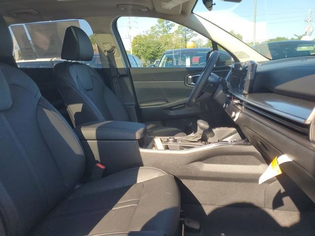 2025 Kia Sorento S - Photo 29