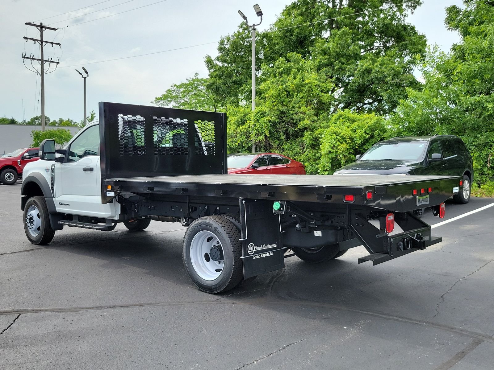 New 2026 Oxford White Ford F-450® XL image 35
