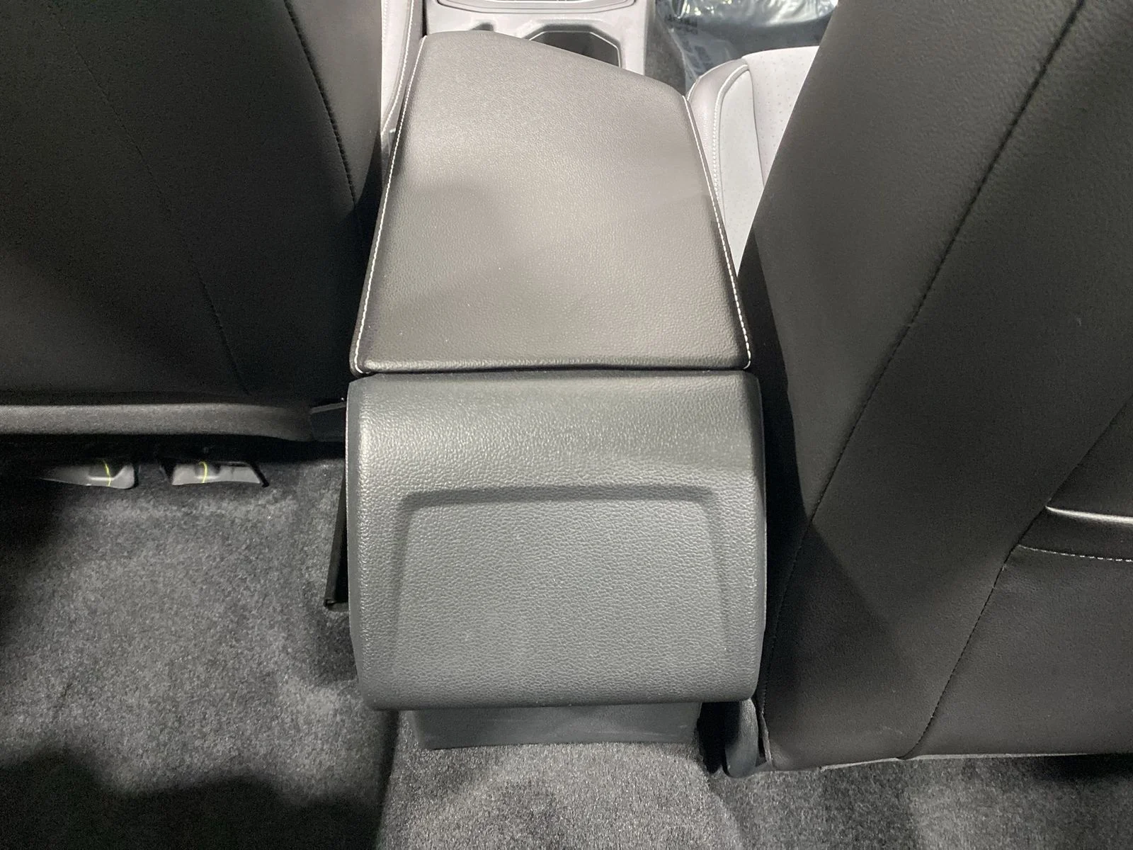 2025 Volkswagen Jetta SE - Photo 20