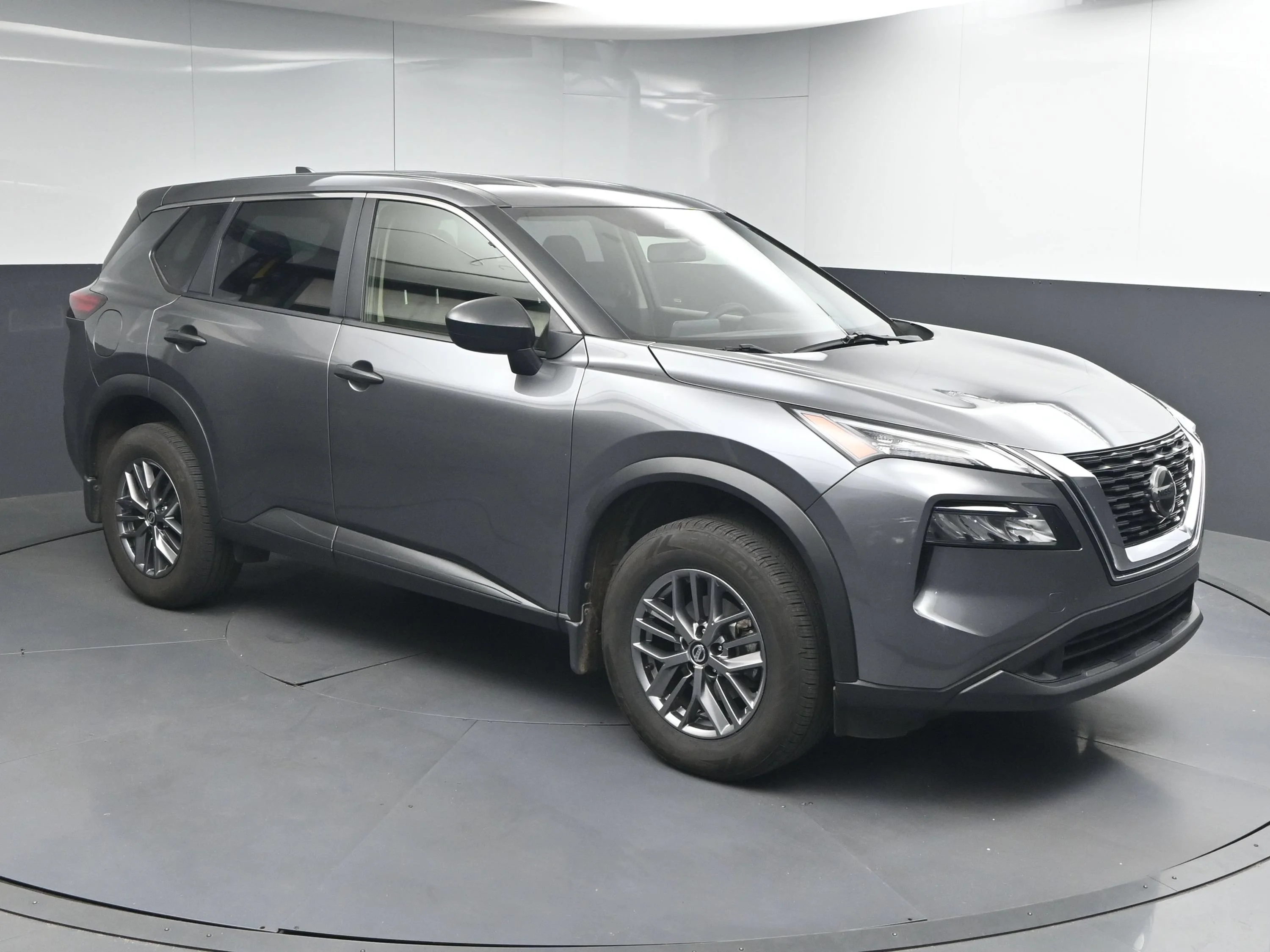 2021 Nissan Rogue S FWD's photo