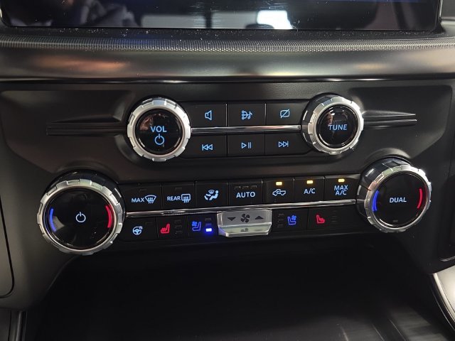 Used 2024 Grey Ford Lariat image 24
