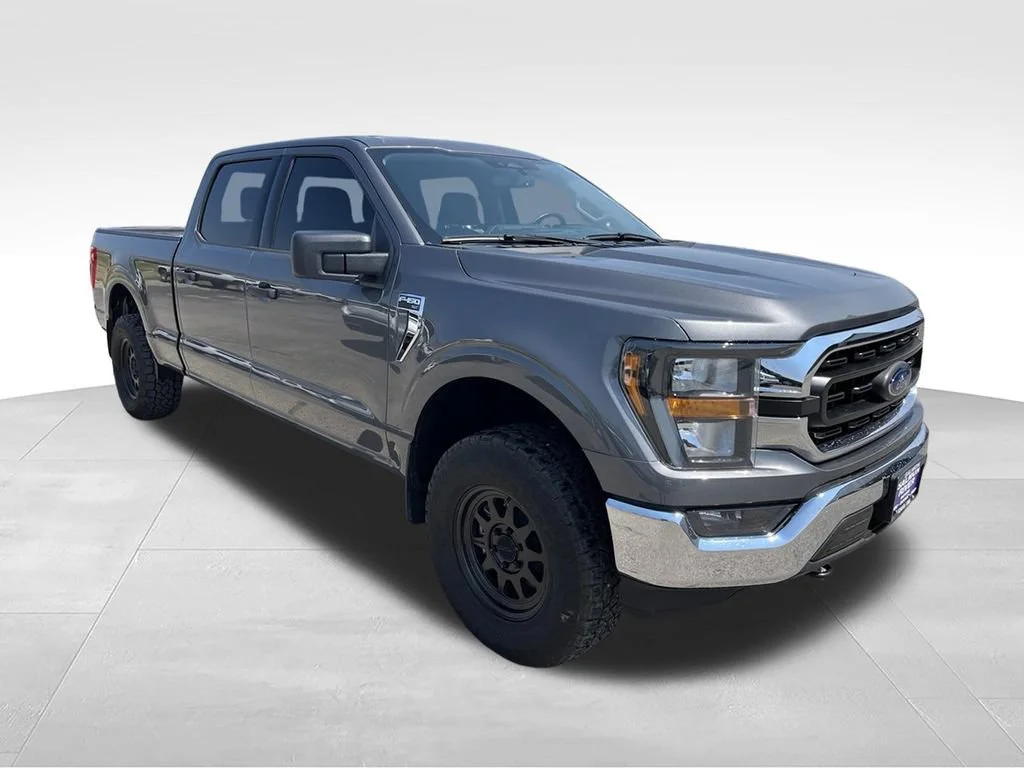Used 2023 None Ford XL image 3