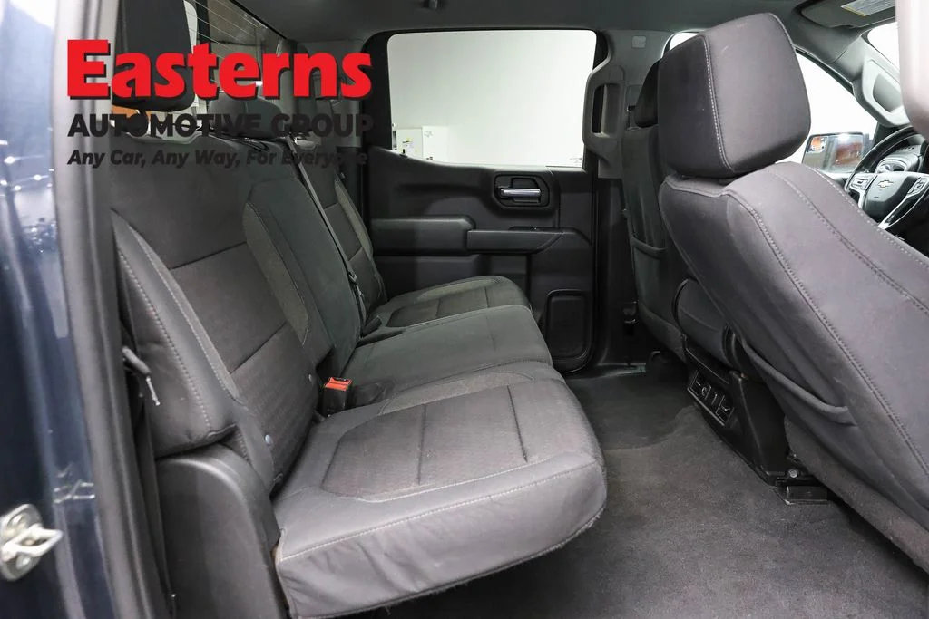 Used 2020 Gray Chevrolet LT image 22