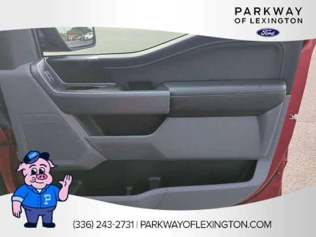 Used 2022 Red Ford XLT image 32