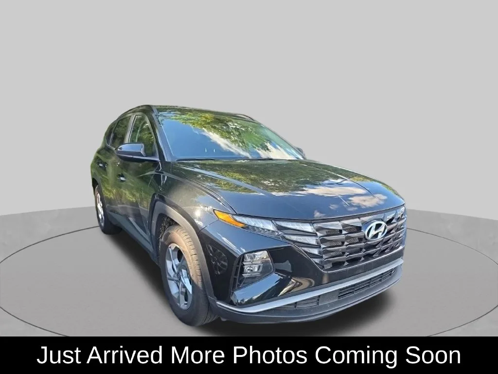 Used 2024 Black Pearl Hyundai SEL image 2