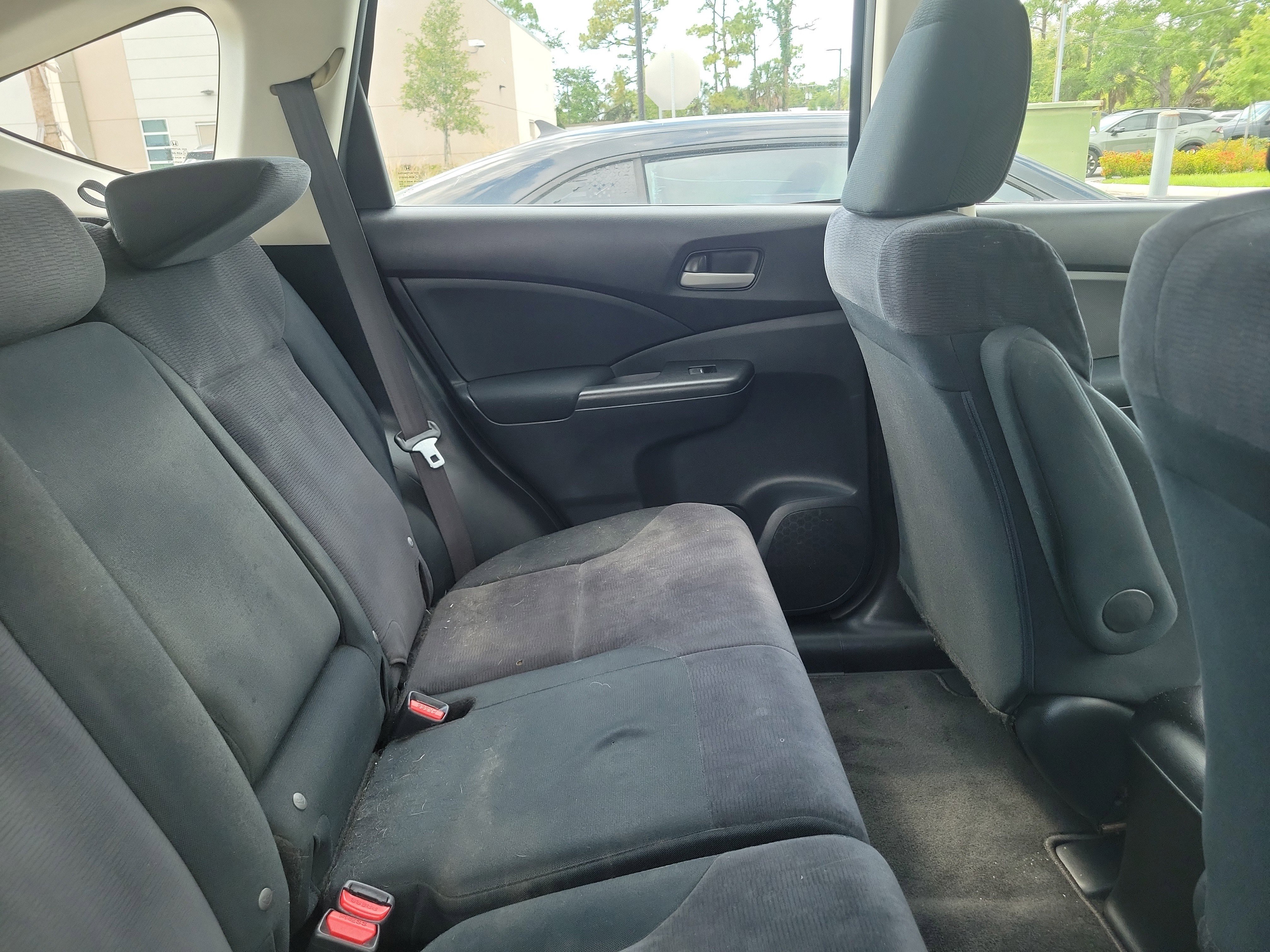 Used 2013  Honda LX image 3