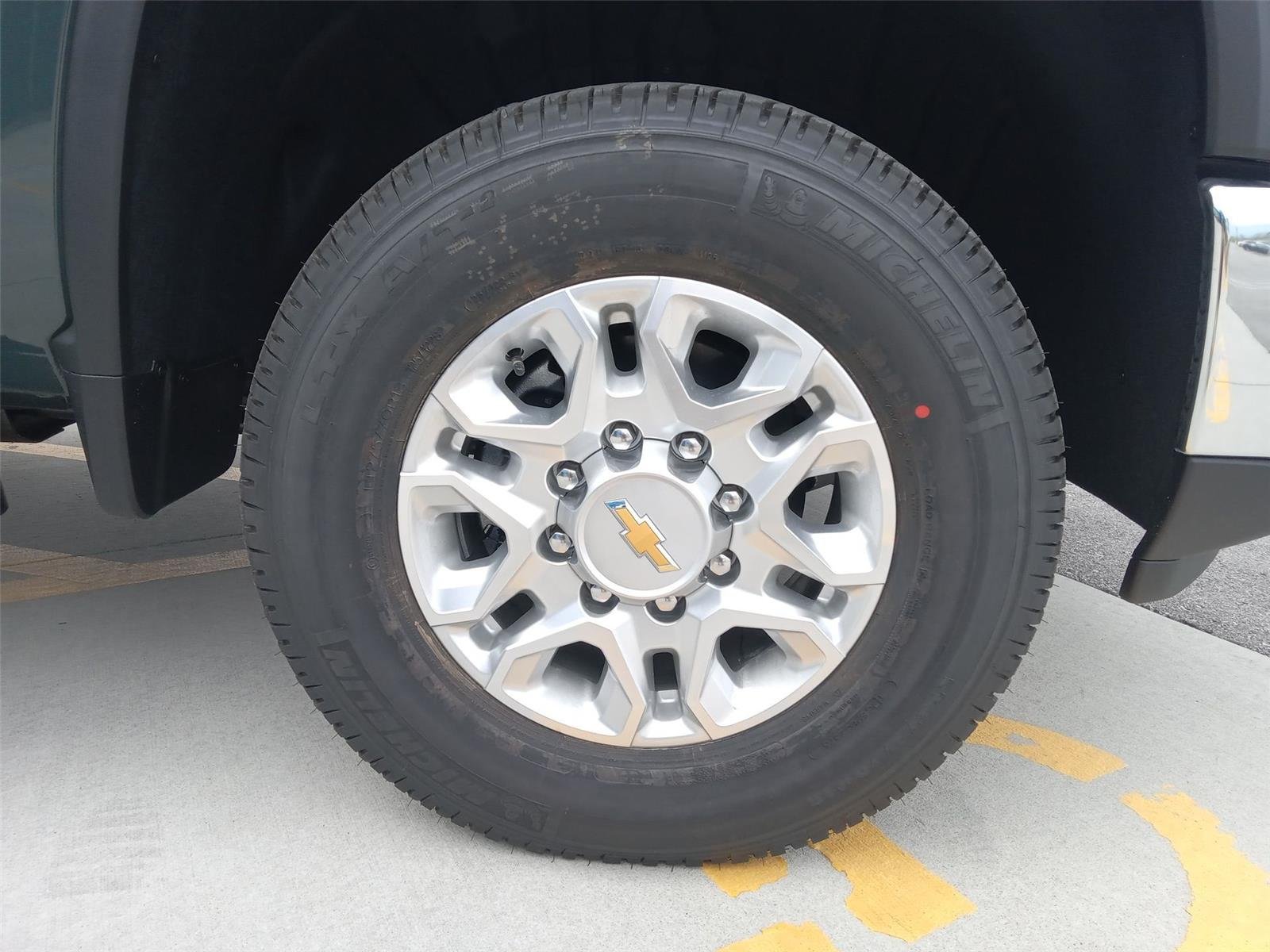 2026 Chevrolet Silverado 3500 HD LT - Photo 25