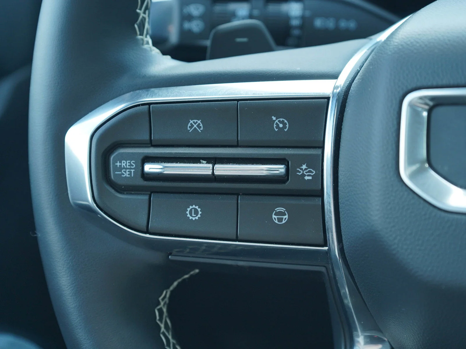 Used 2026 Ebony Twilight Metallic GMC Denali image 23
