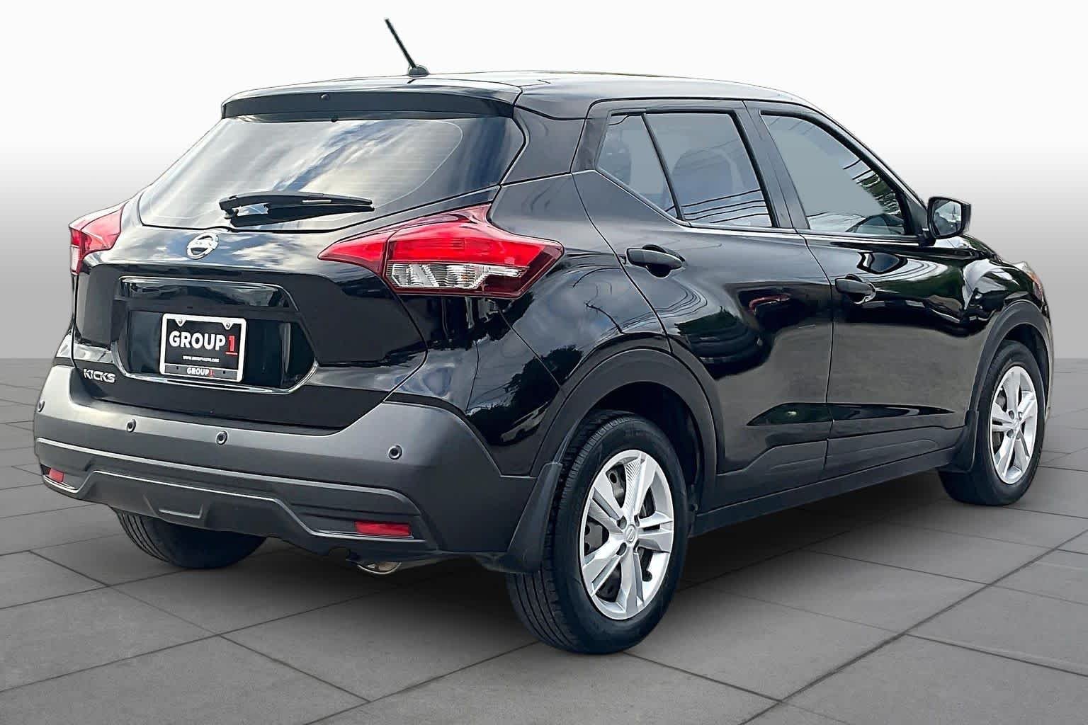 Used 2020 Super Black Nissan S image 13