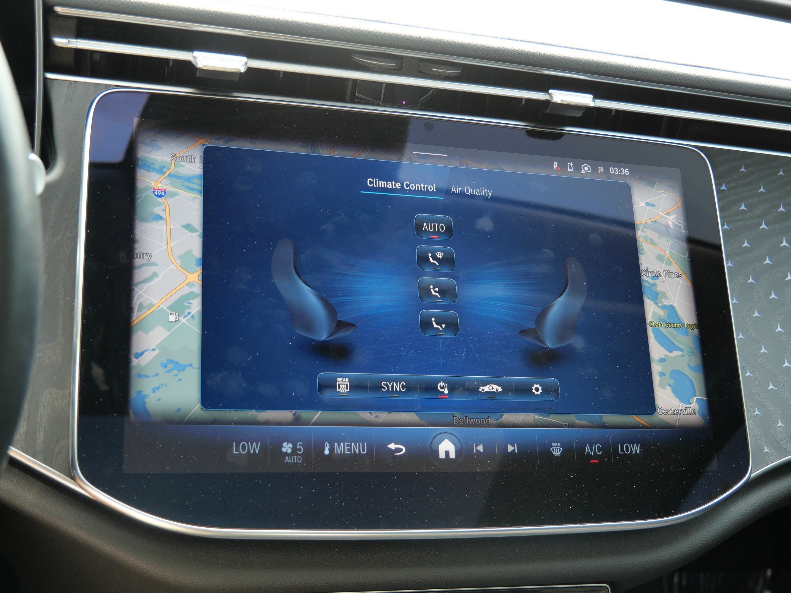 2025 Mercedes-Benz E-Class E350 - Photo 23