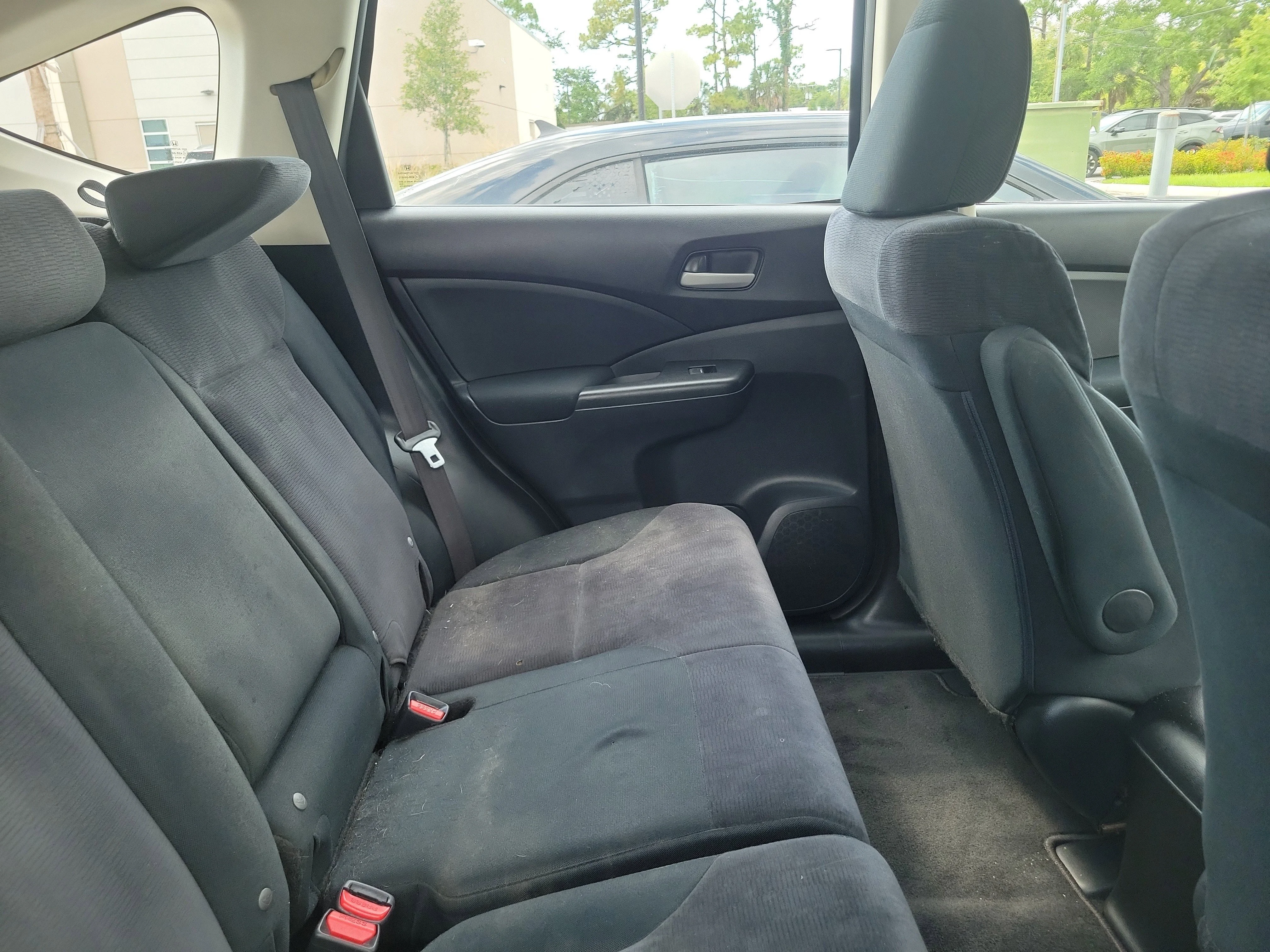 Used 2013  Honda LX image 3