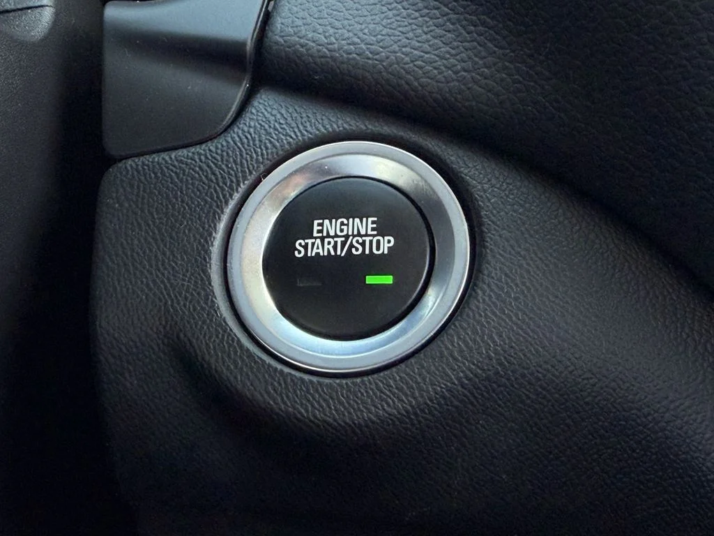 Used 2022 White Chevrolet LT image 20