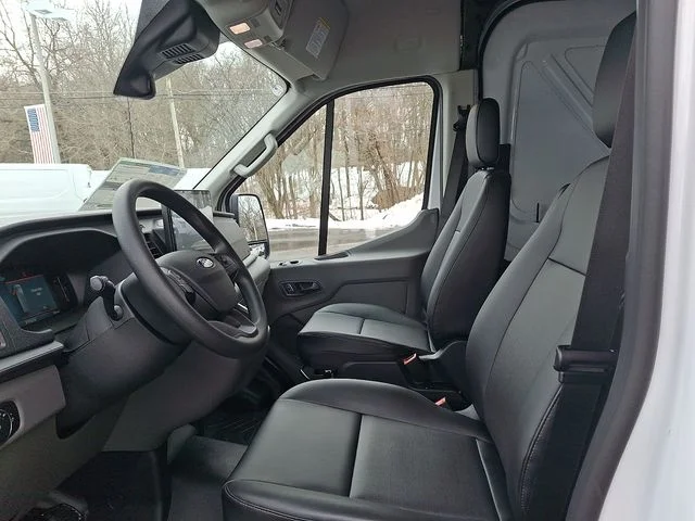 New 2026 Oxford White Ford Cargo Van image 9