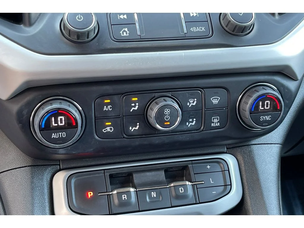 Used 2023 Summit White GMC SLT image 29