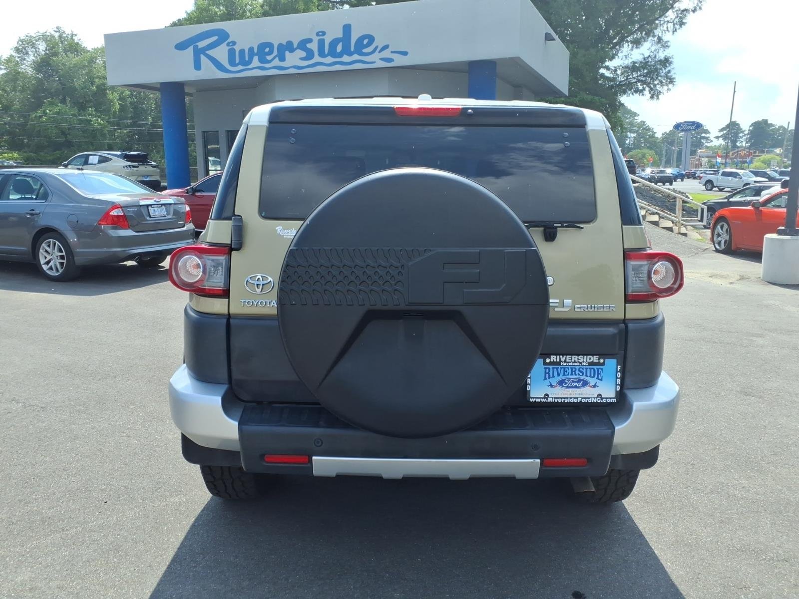 Used 2014 Quicksand Toyota Base image 6