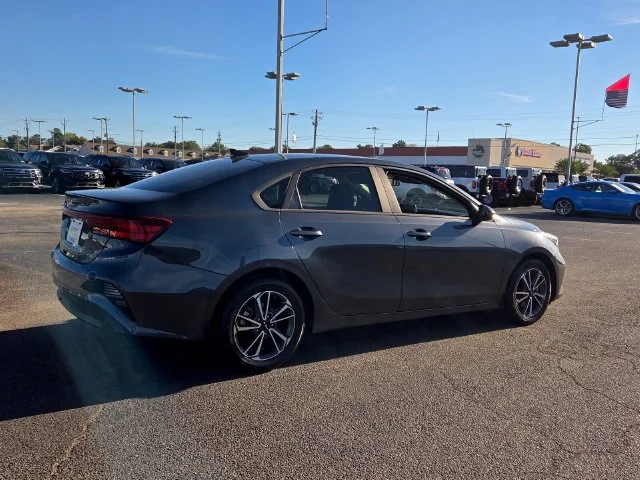 Used 2022 Gray Kia LXS image 7