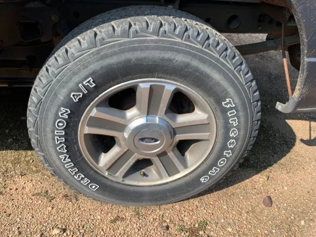 Used 2007 Gray Ford  image 4