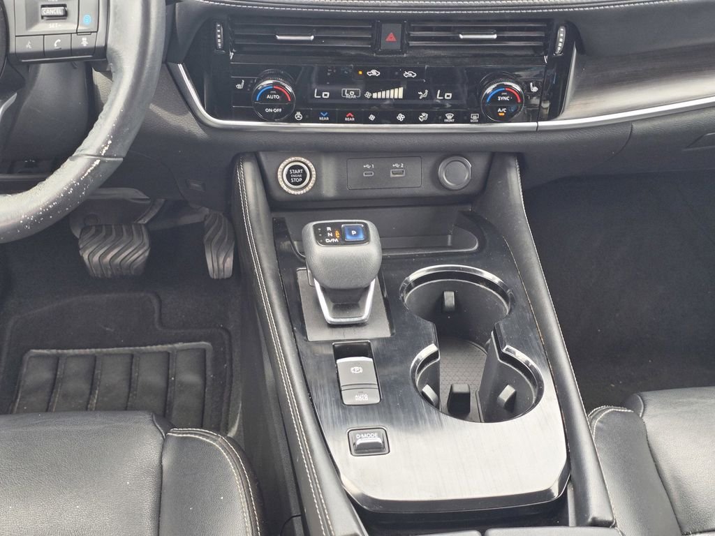 Used 2021 Gray Nissan SL image 17