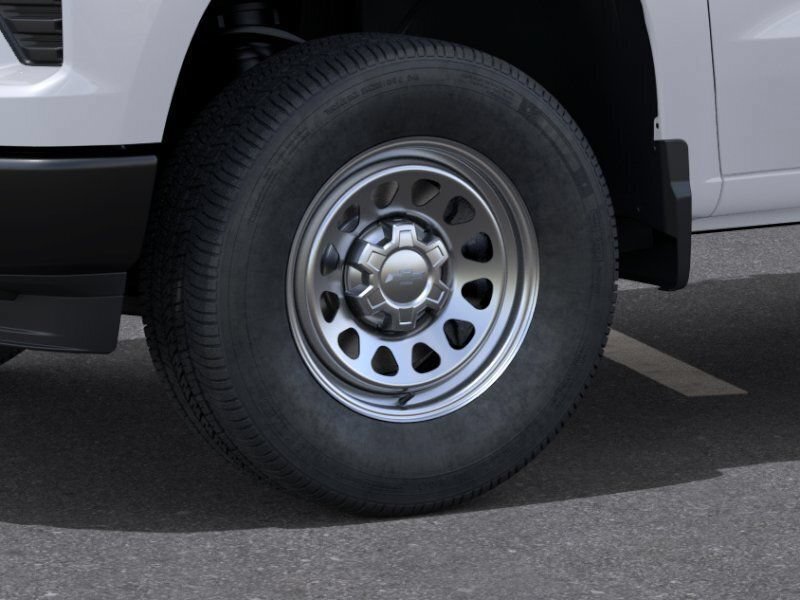 New 2026 Summit White Chevrolet WT image 9