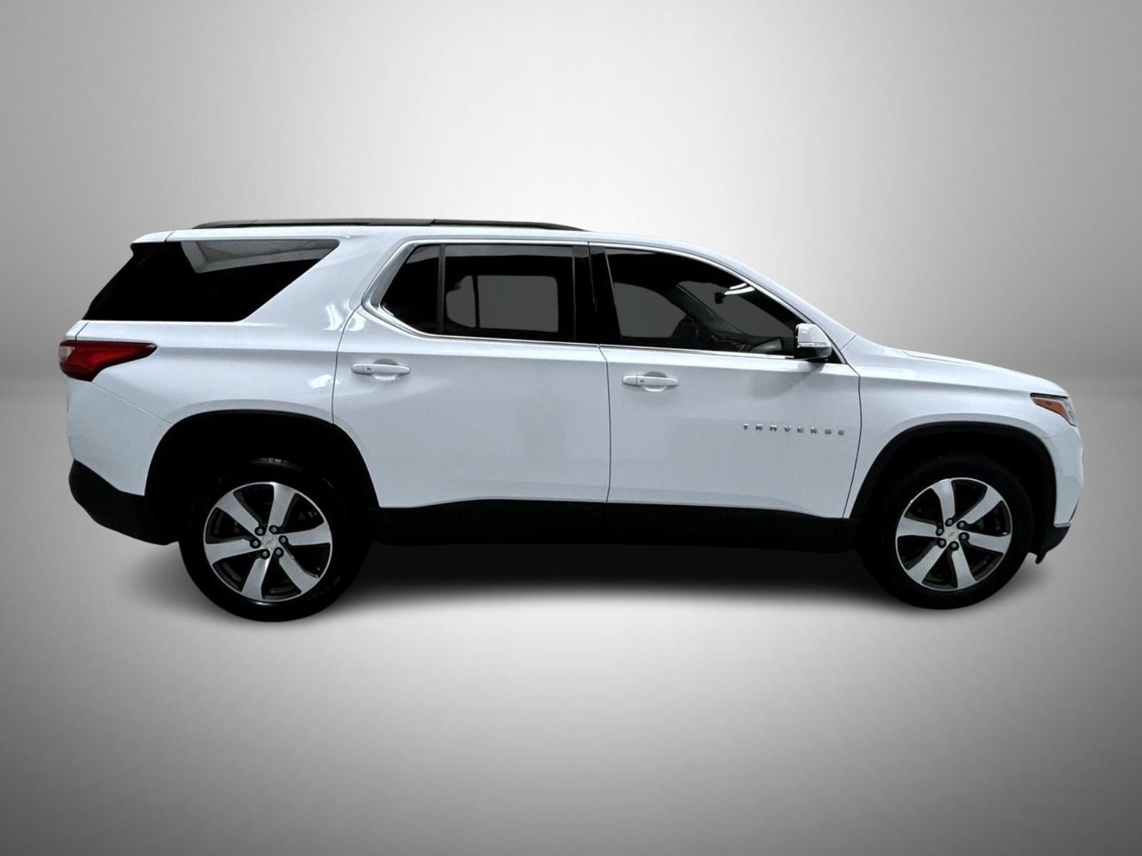 Used 2019 White Chevrolet 3LT image 4