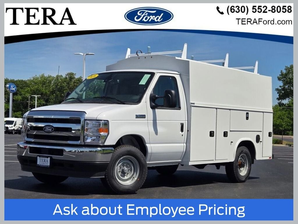 2026 Ford E-Series SRW E-350 Super Duty 138 in WB's photo
