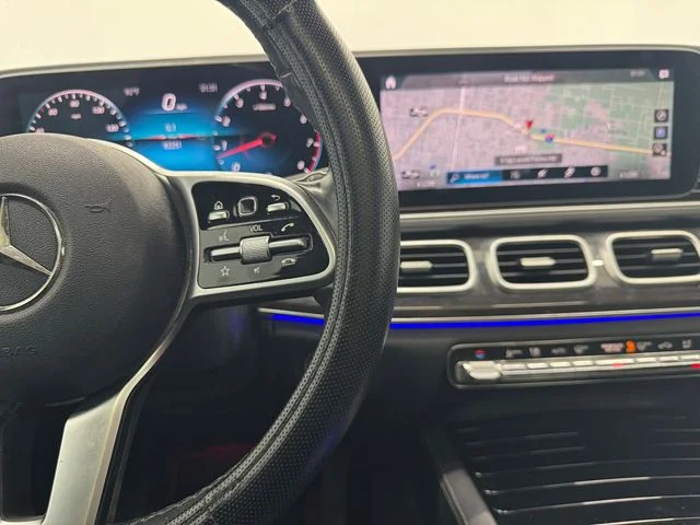 Used 2020 Black Mercedes-Benz GLE 350 image 24