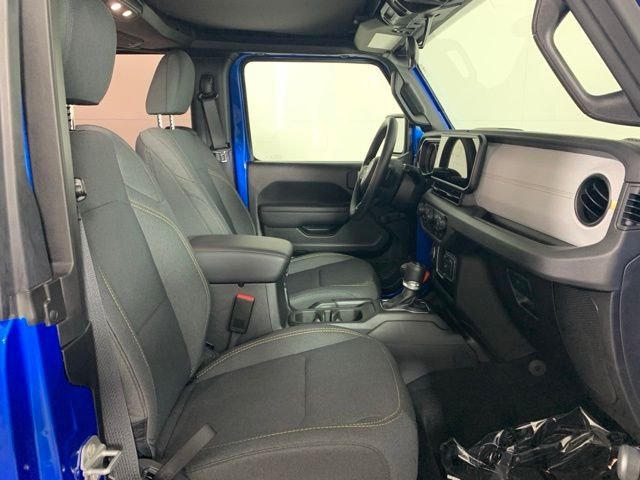 Used 2024 Blue Jeep Sport image 21