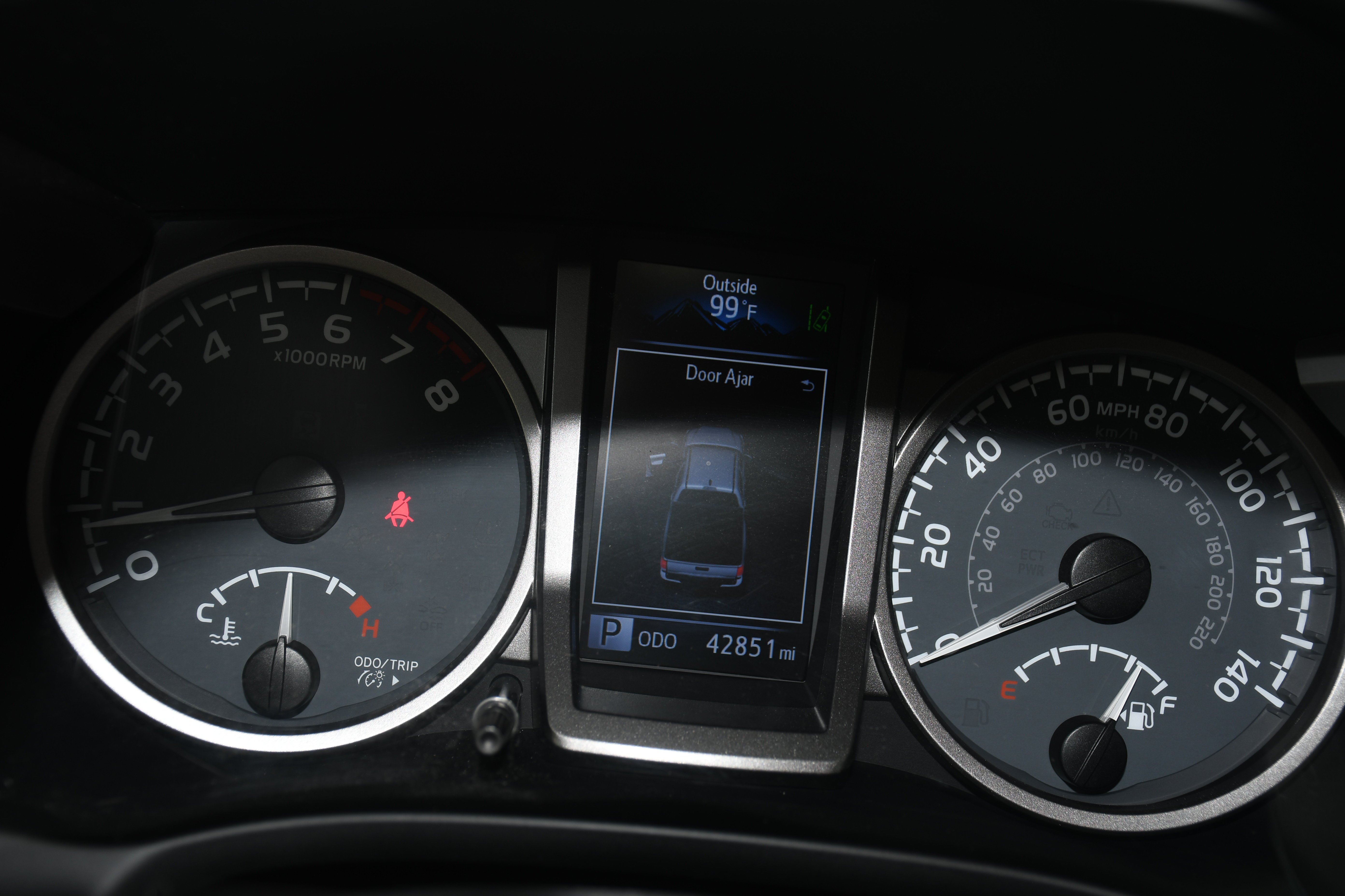 Used 2023 White Toyota SR5 image 13